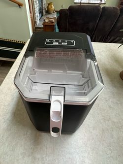 Countertop Ice Maker