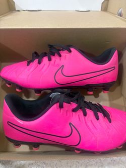 Nike Soccer Cleats Pink and Black 4Y