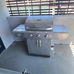 Barbecue BBQ Grill Xlnt & Ready To Go Commercial Grill