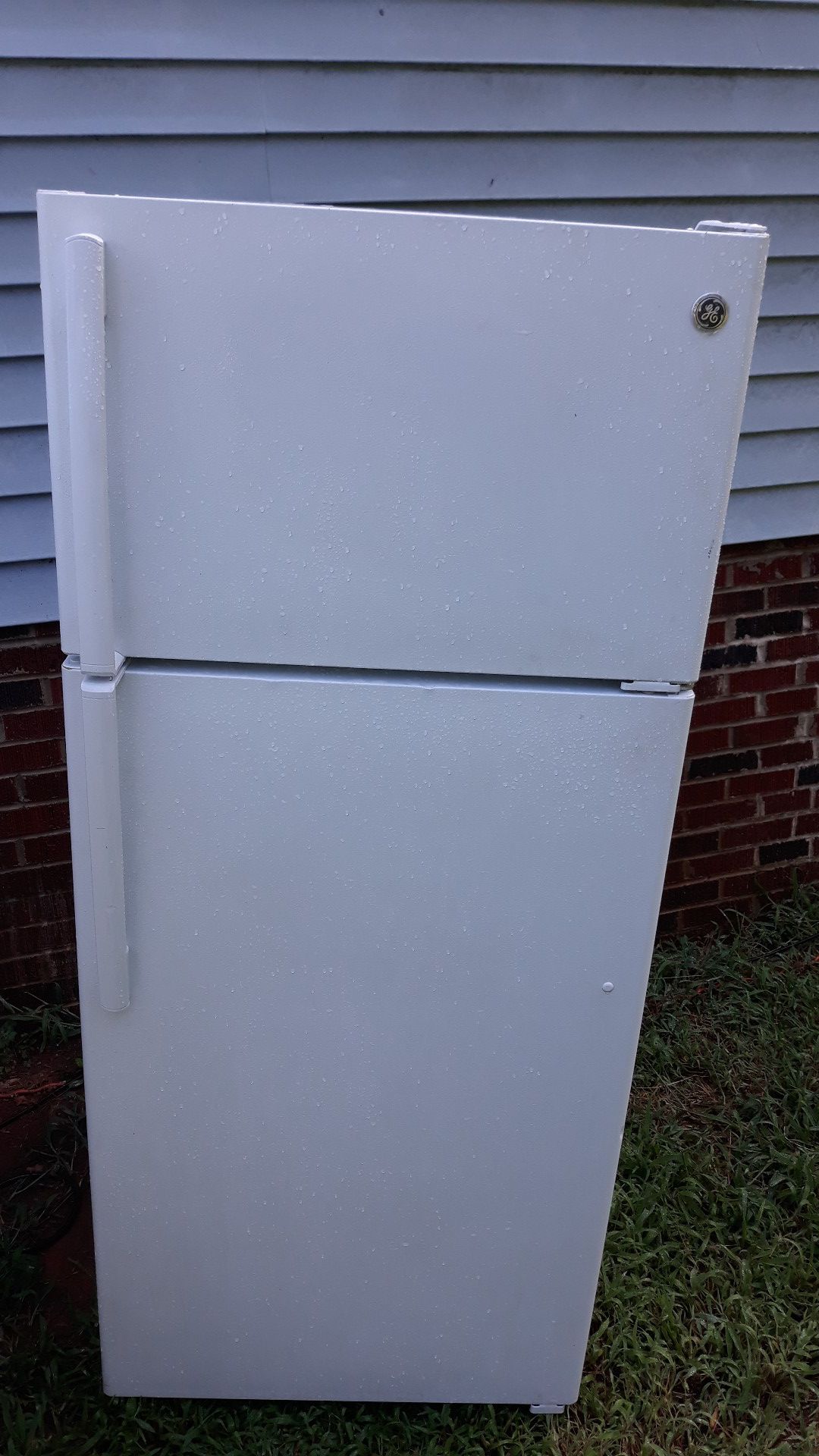 White GE refrigerator