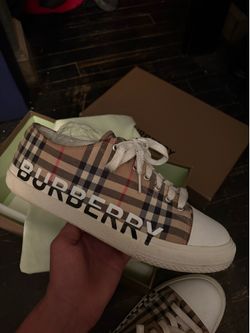 Burberry shoes