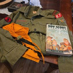 Vintage Boy Scouts Uniform And Handbook Dover