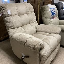 Rocker Recliner Chair with Heat and Massage - new 