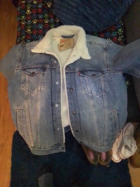 *New* Men's Levi Jacket
