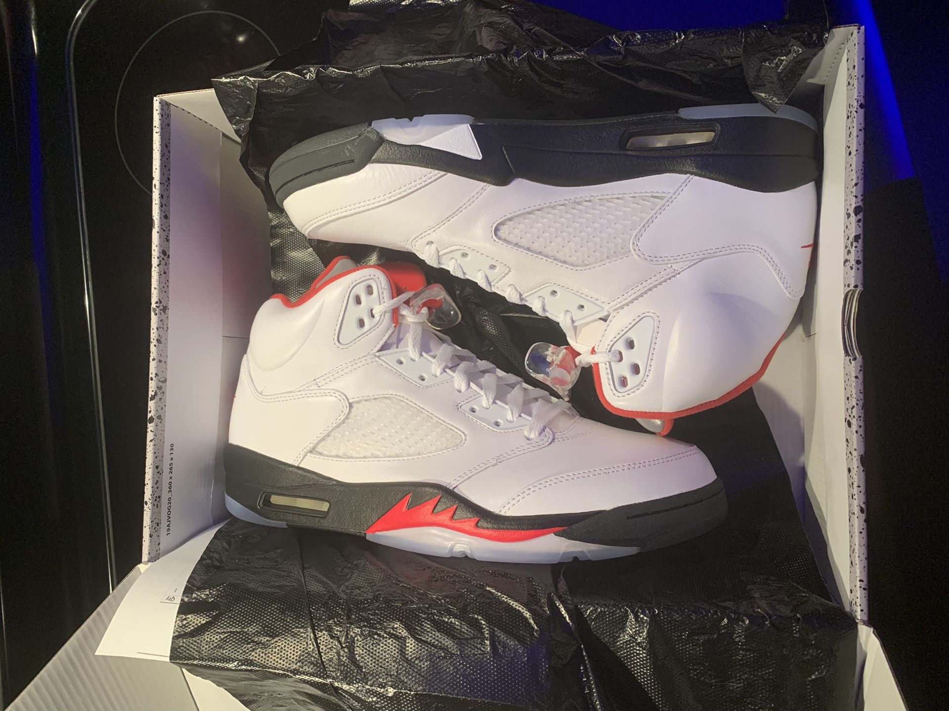 Crisp Fresh out the Box AIR JORDAN RETRO 5’s