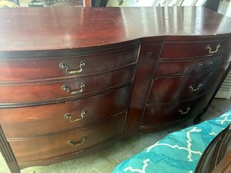 Vintage Mahogany Bow Front Dresser with Mirror