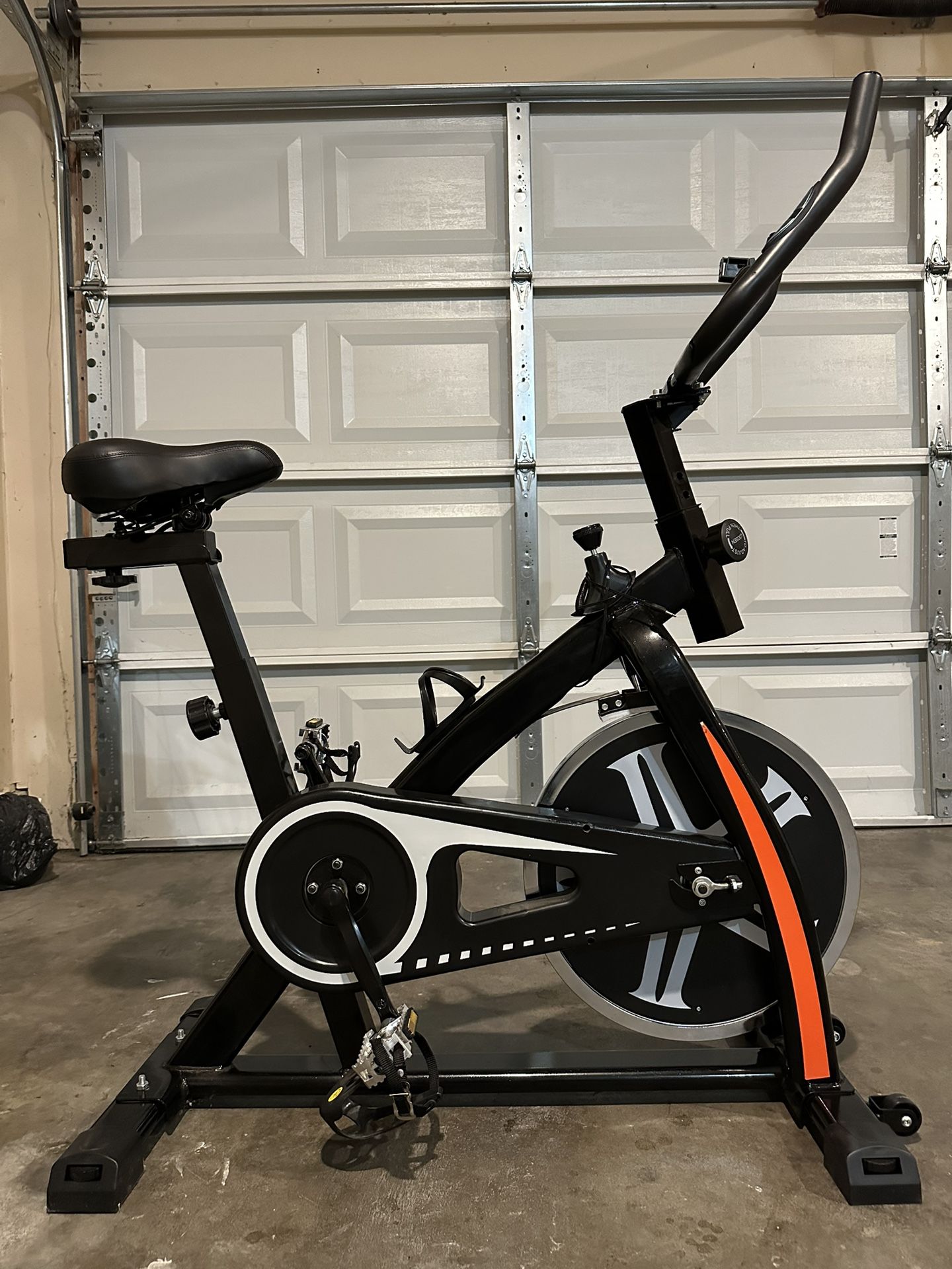 exercise bike, Good Condition.