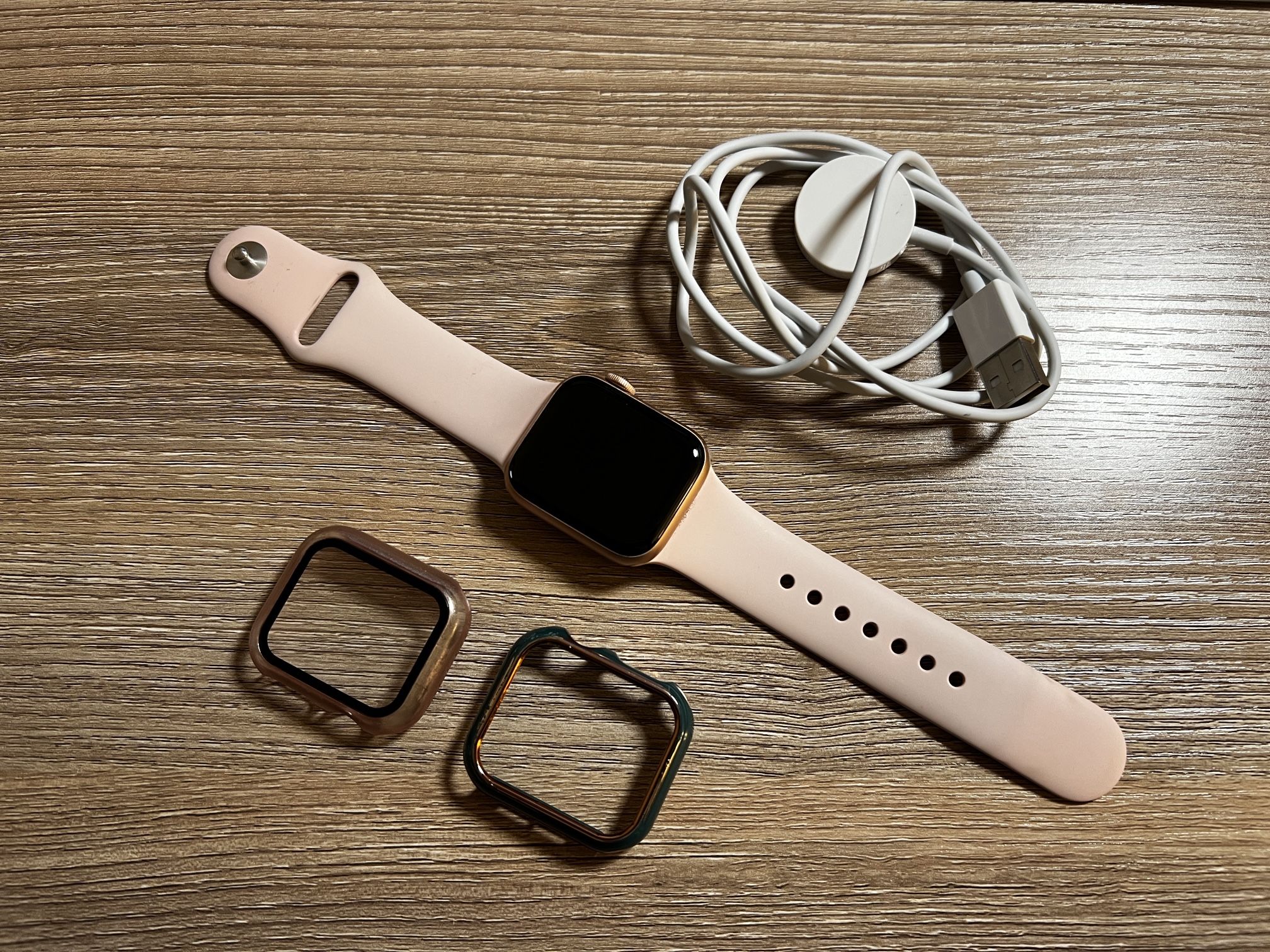 Apple Watch SE, 1st Gen, 40mm, Rose Gold
