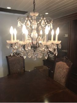 Chandelier 