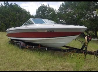1985 Sunbird 16ft boat white/maroon