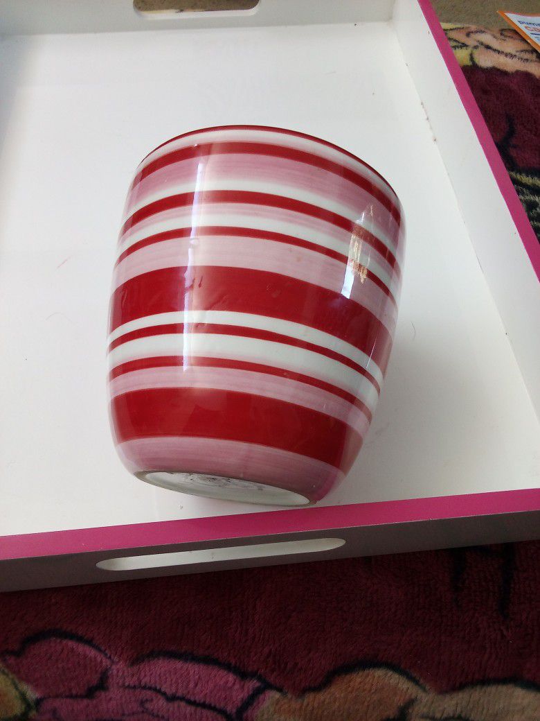 🩷♥️🤍 Flower Vase Pot Enormous CUP 🍶 Red White Pink Stripe's Very Cute 