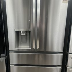Final Sale/ 4 Door Large Capacity Fridge With Full-Convert Drawer 