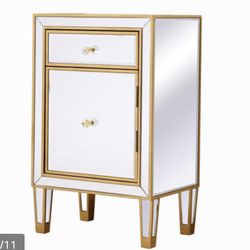 Beautiful Side/end Table(New)