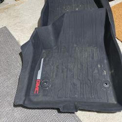 2024 GMC Acadia Front Floor Mats 