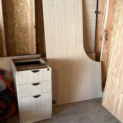 Free Desk