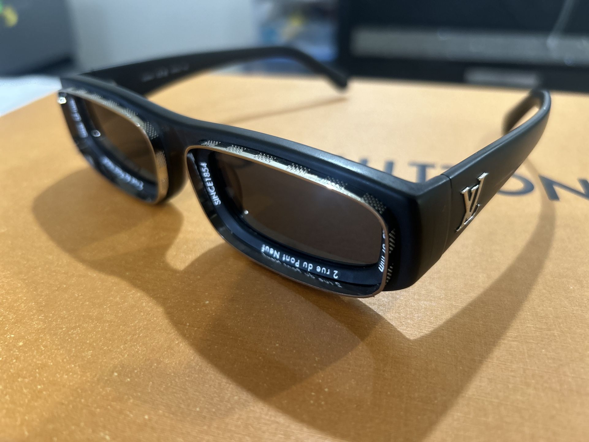 Louis Vuitton Glasses. 299$