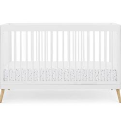 Delta Children 4-in-1 crib White