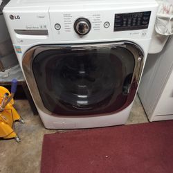 LG Front Load 5.2 Cu Ft Mega Load Washing Machine
