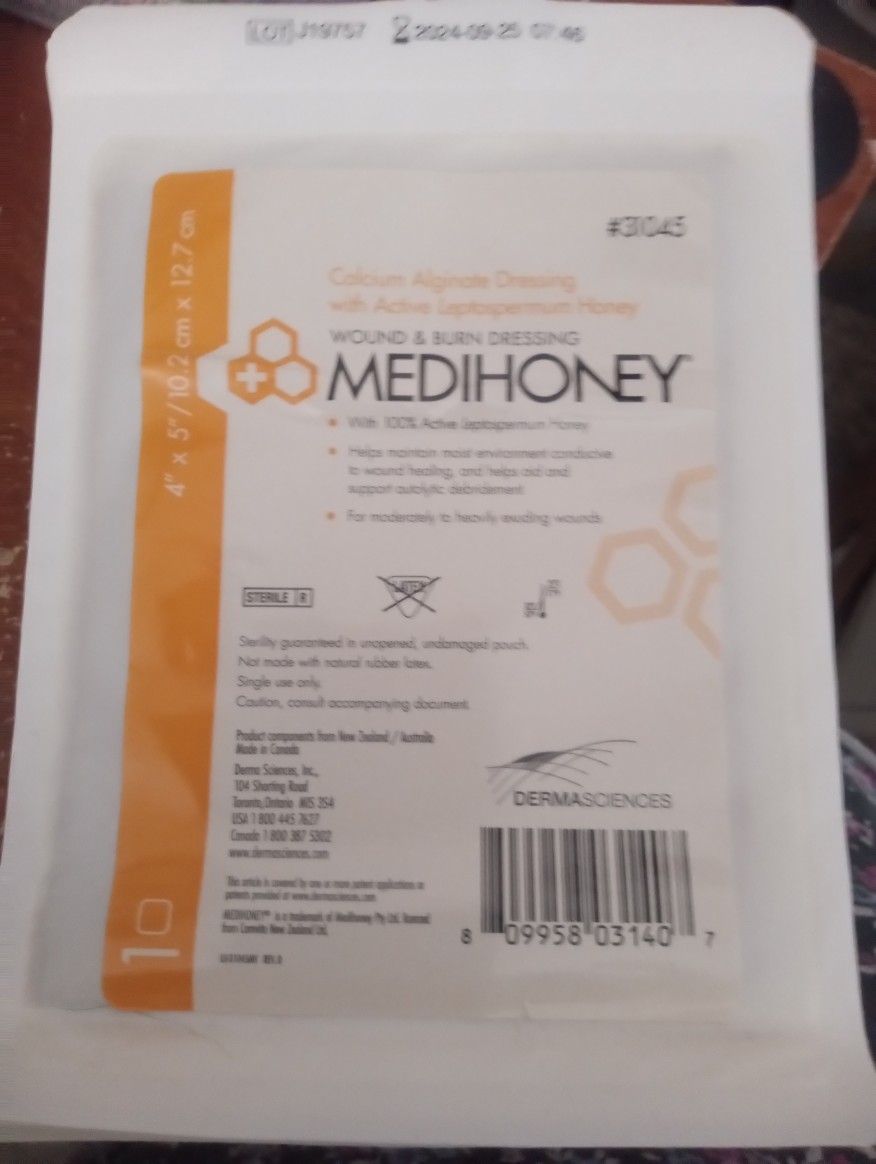 Medihoney With Calcium Alginate Dressing