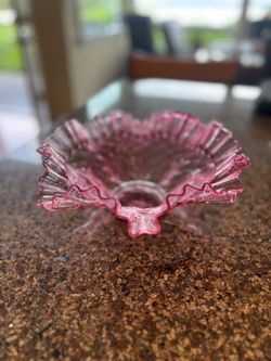 Vintage Pink Cranberry Glass Ruffled Bowl – Diamond Pattern