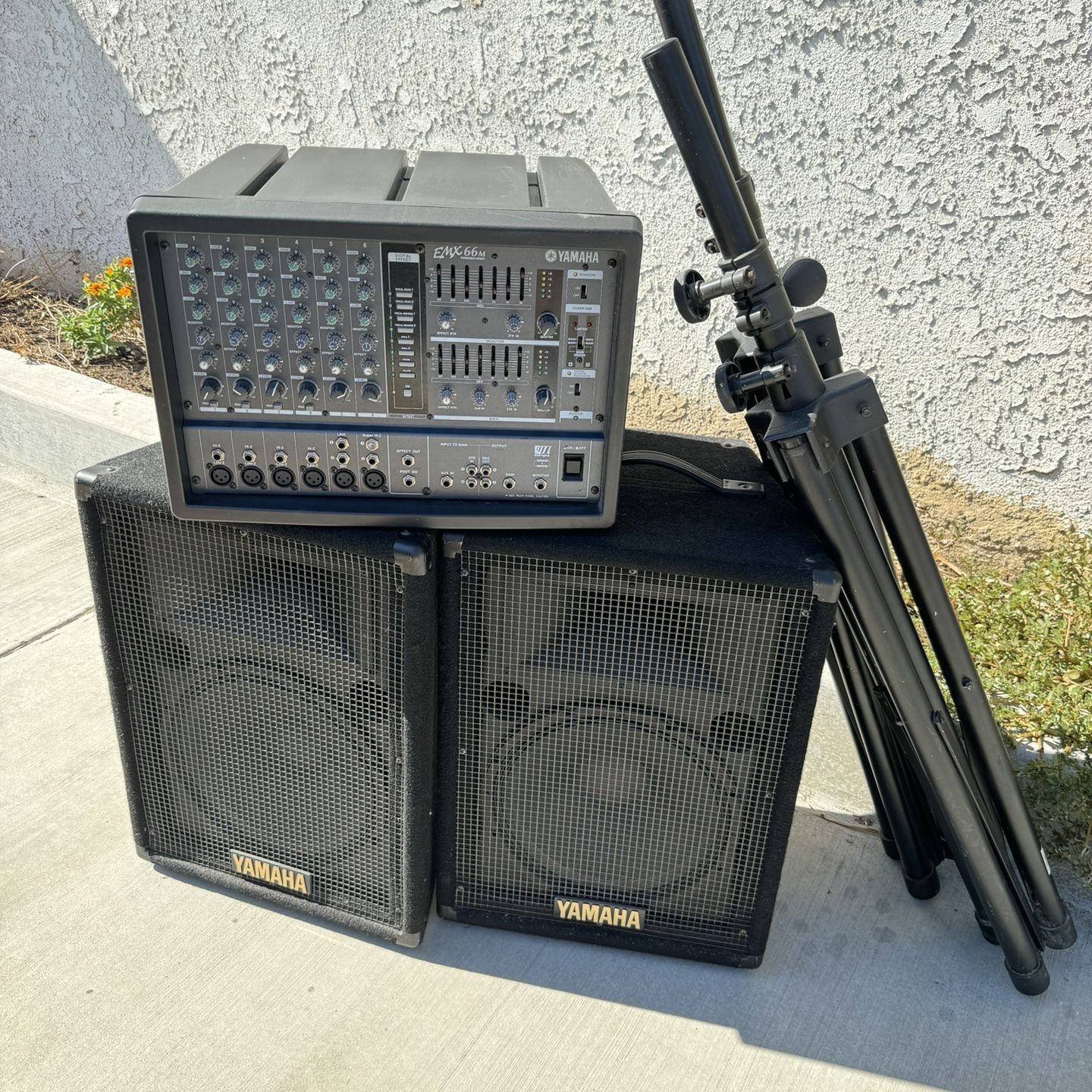 Guitars Yamaha S12e Speakers YAMAHA S12eパッシブスピーカー 2個