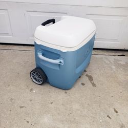 Ice Chest Cooler On Wheels 