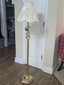 Floor lamp