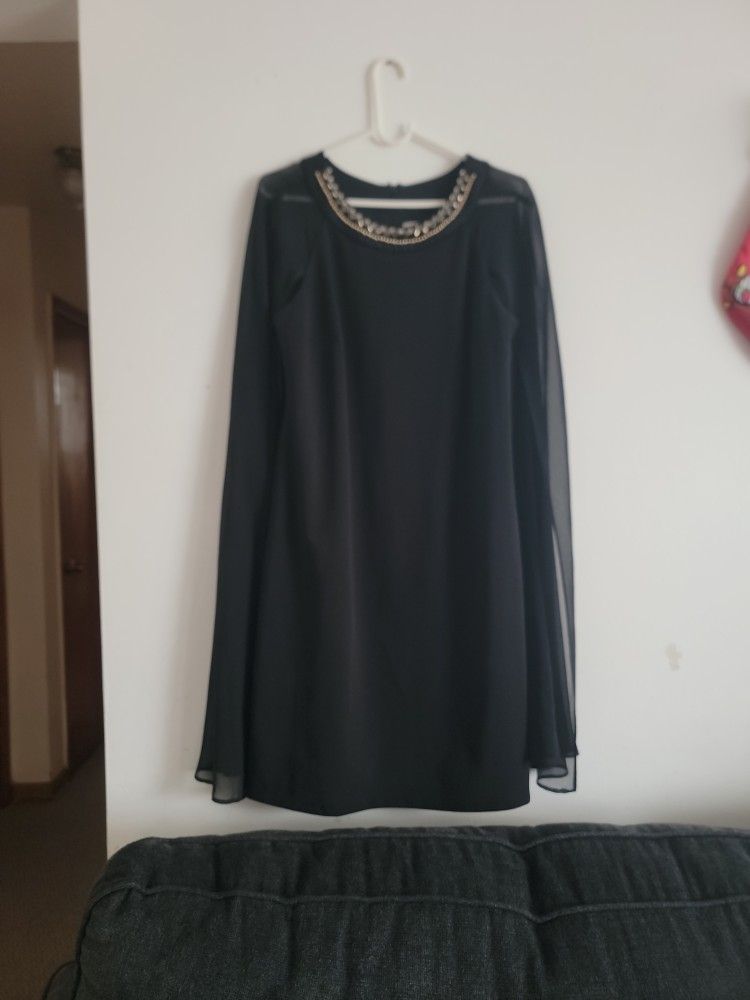 Women's Party Dress Size 10** In Cicero 