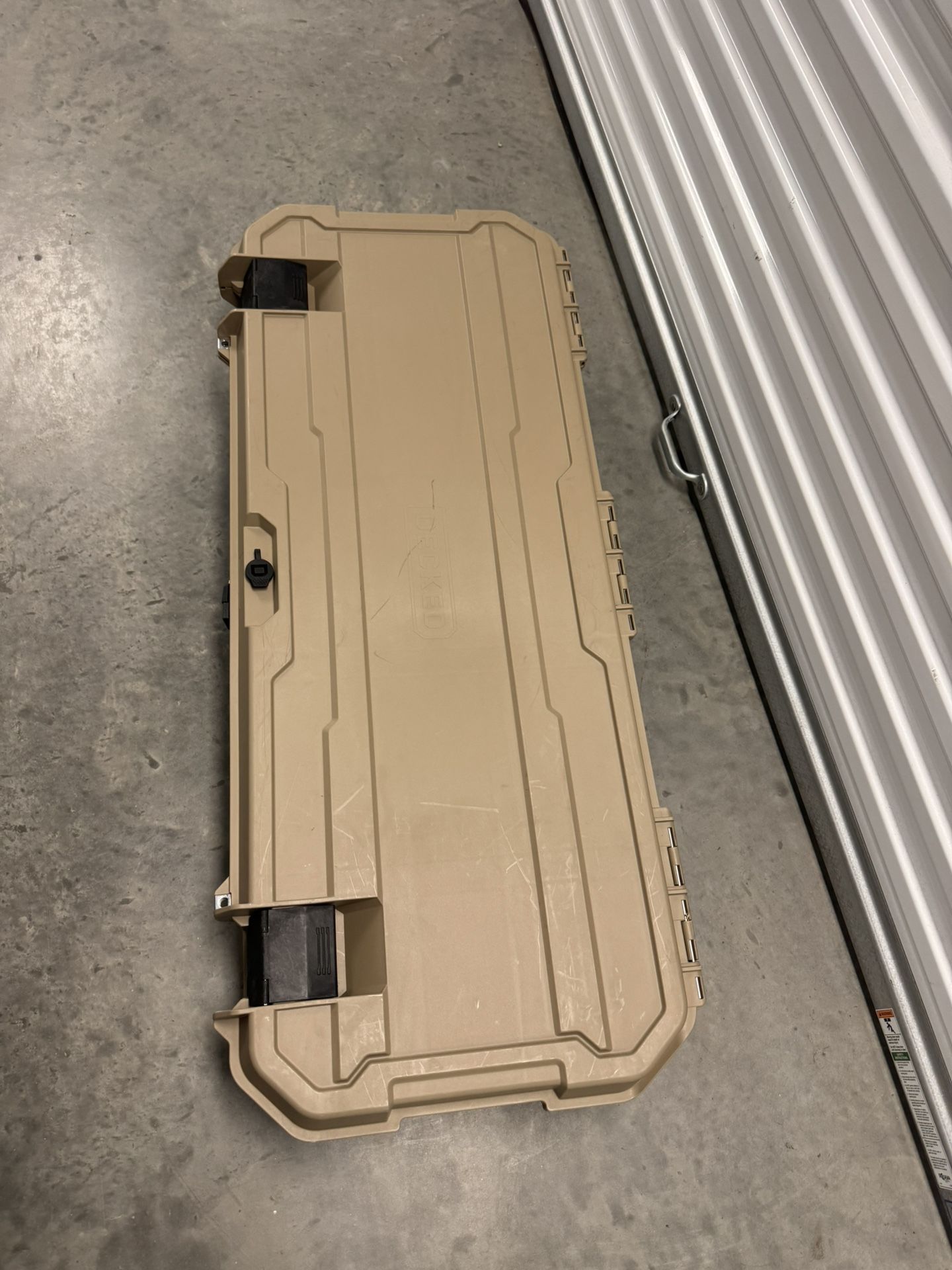Decked D-CO Case Minuteman Desert Tan Honcho 80L Brand New