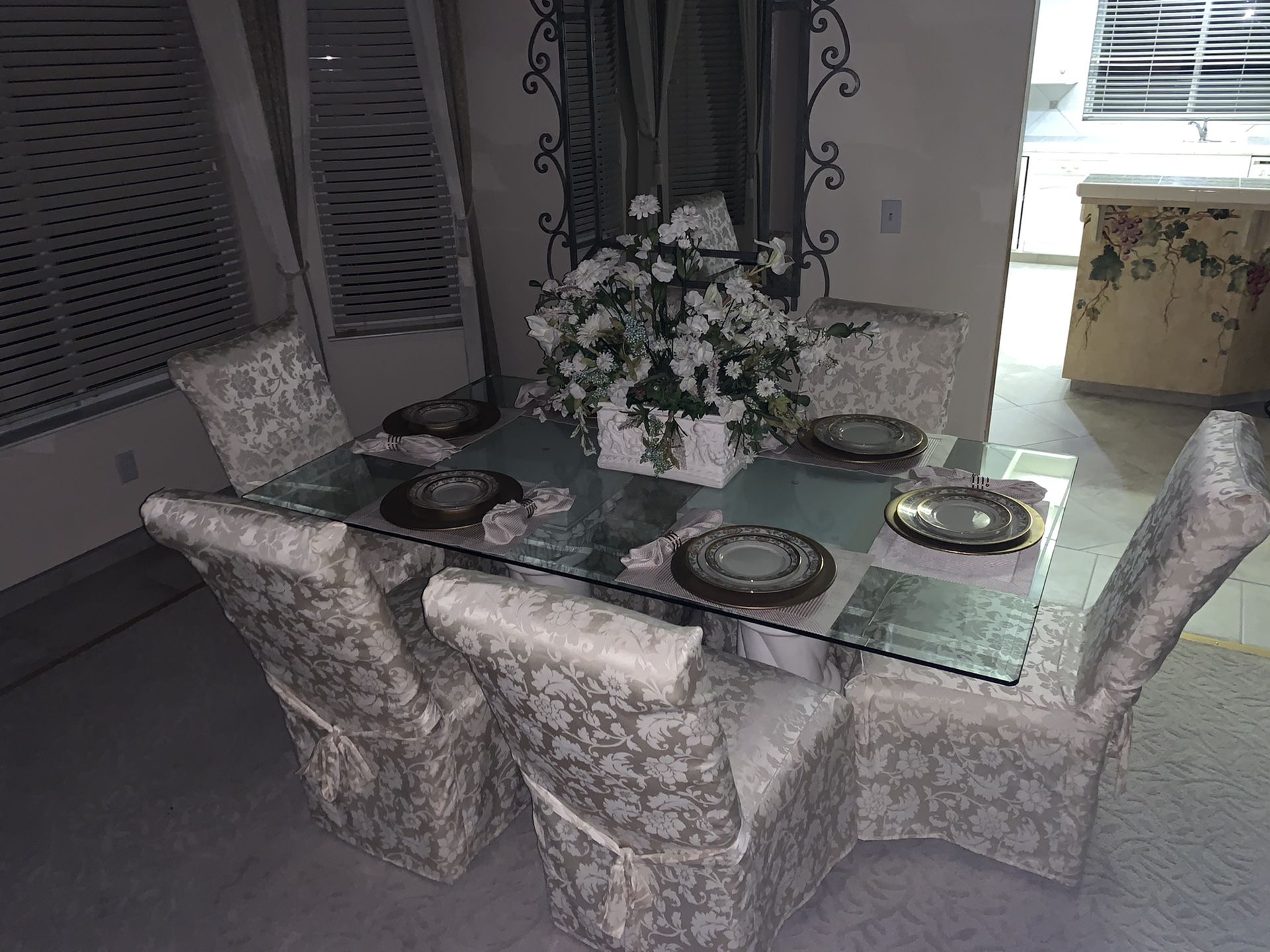 Dining table set