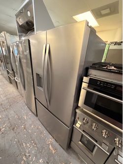 Whirlpool Refrigerator 36”Inch French Door With Dual Ice Maker