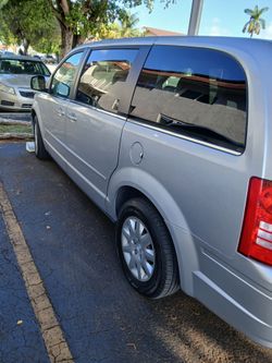 2008 Chrysler Town & Country