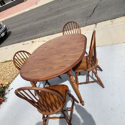 Mesa de madera 4 sillas