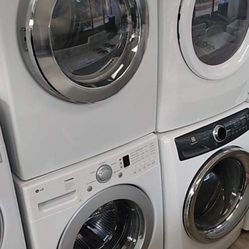 LG Washer And Gas Dryer Set For $680