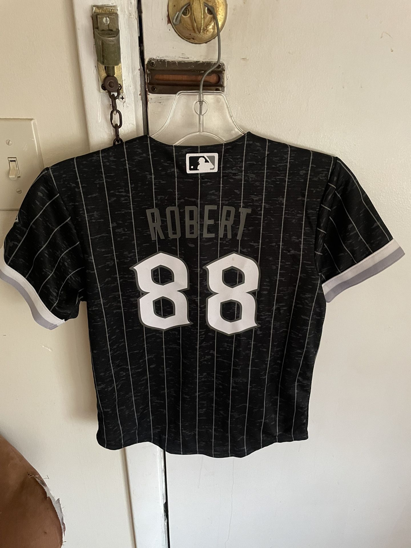 Luis Robert Chicago White Sox MLB Youth City Connect Jersey 7