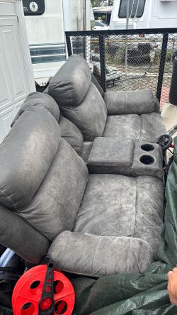 Used recliner sofa - Needs cleaning