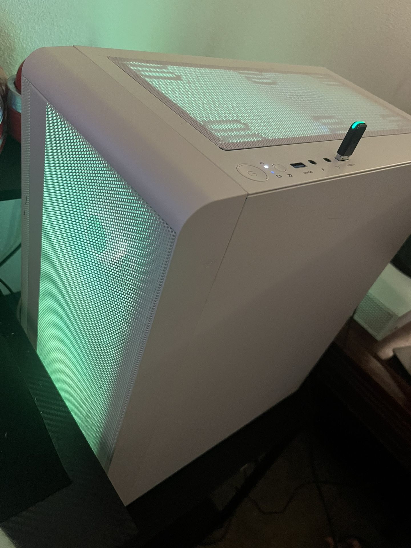 Thermaltake - Quartz i350 R4 Gaming Desktop - 12th Gen Intel Core i5-12400F - 16GB Memory - NVIDIA GeForce RTX 3050 - 1TB NVMe M.2