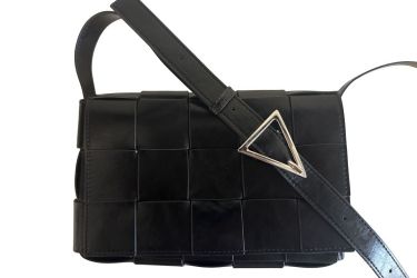 bottega veneta cassette intentions leather crossbow bag