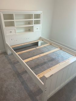 Full Bed Set with Nightstand