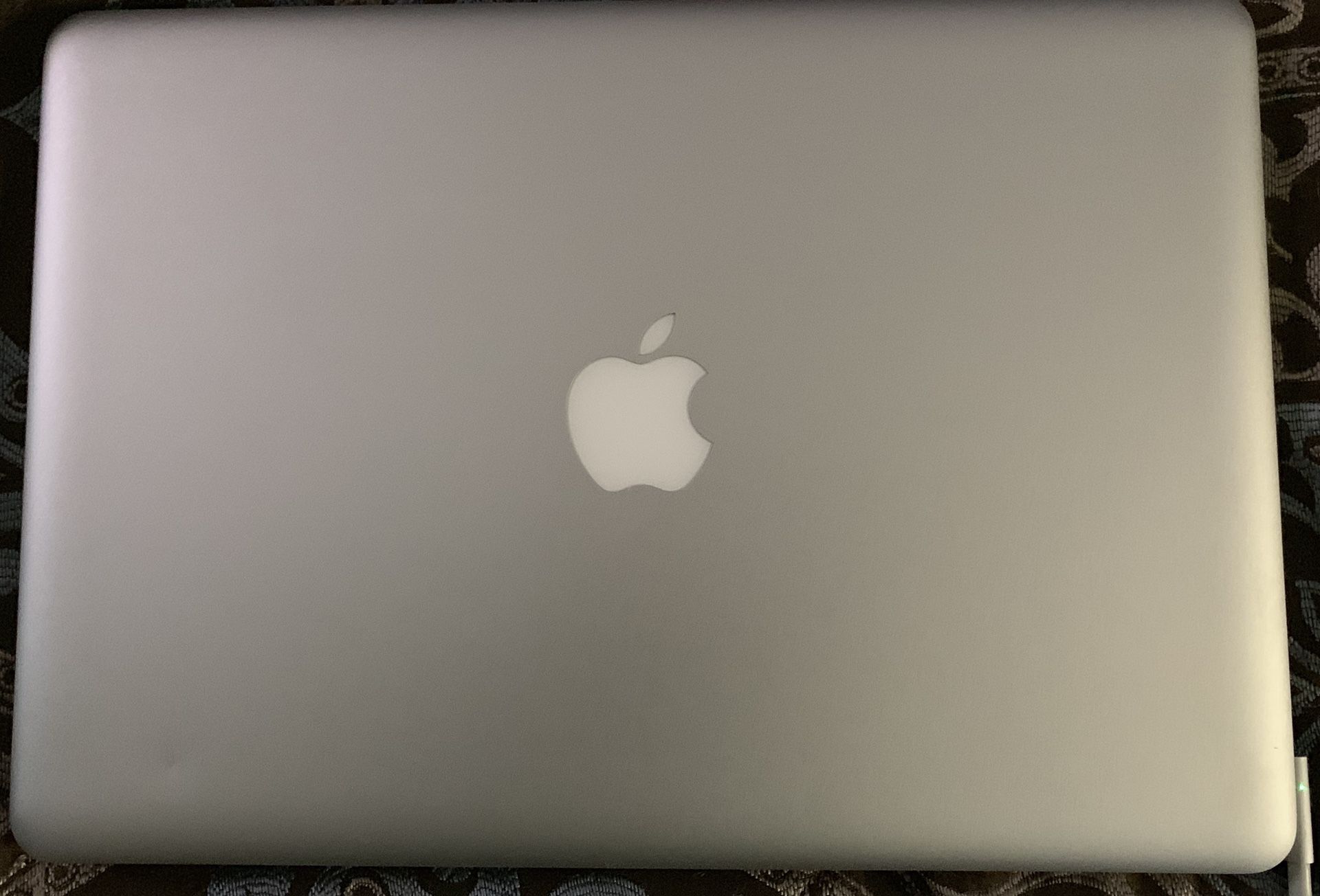 Apple MacBook Pro 13.3″