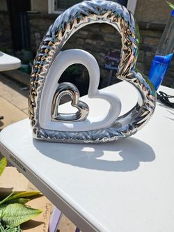 Decorative double heart tabletop sculpture
