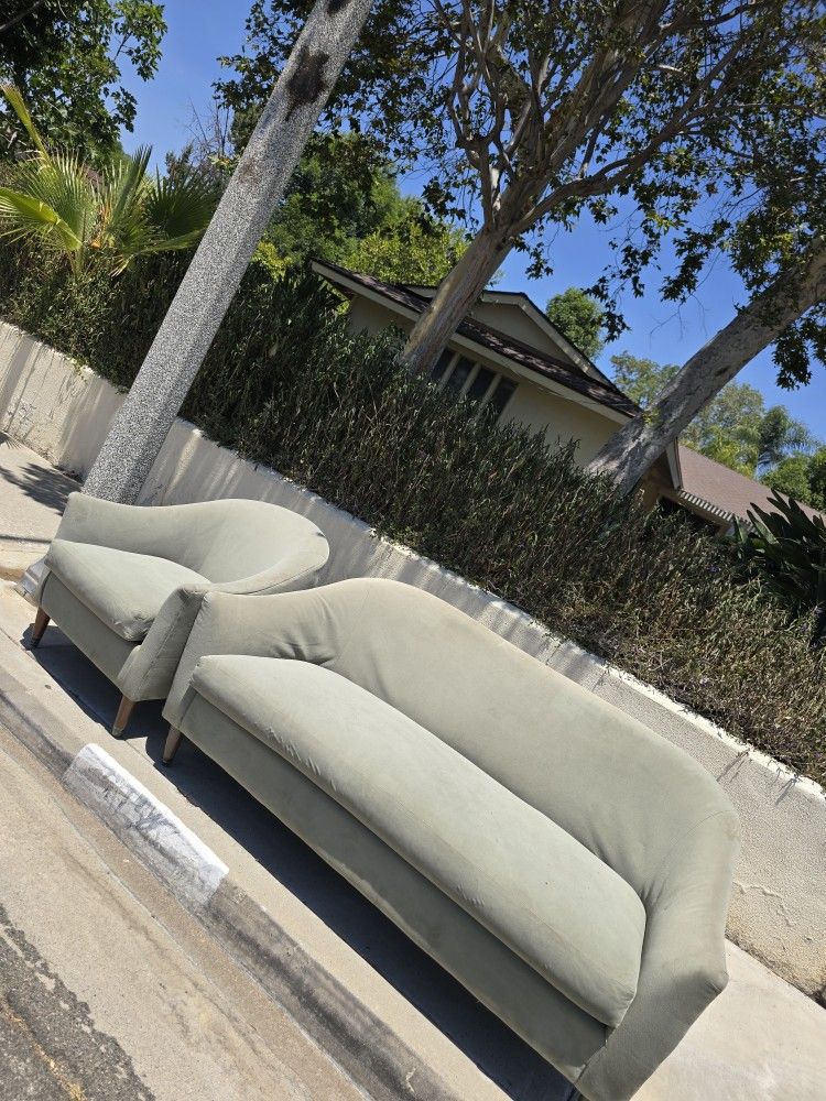 Free Sofa And Chair