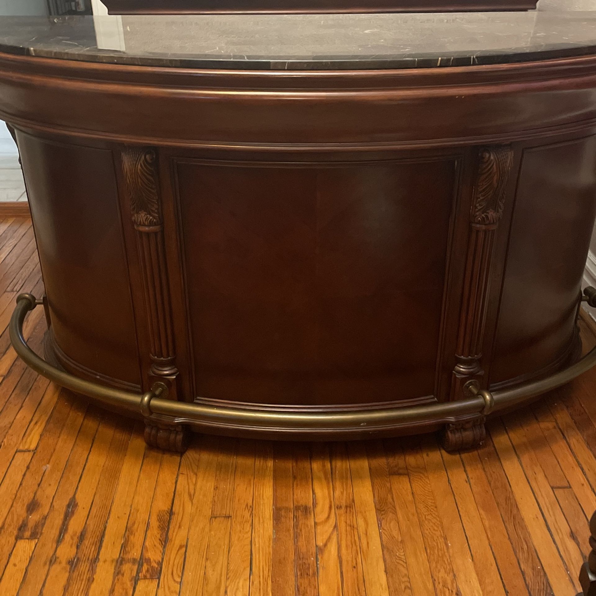 Howard Miller Cherry Wood with Granite Top 4 Piece Bar Set With Accessories.