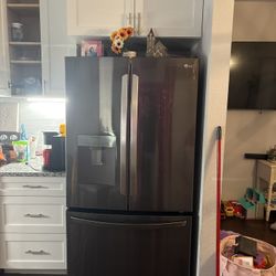 LG refrigerator 