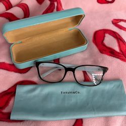 Women’s Tiffany Glasses 