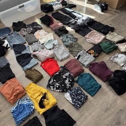 62 Item Lot Of Maternity Clothing - Sizes SM/MD or 4