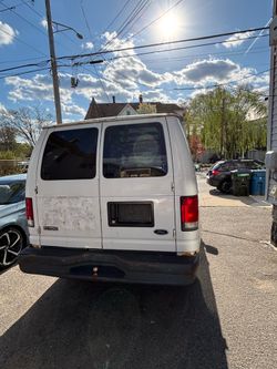 2004 Ford E-150