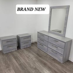 DRESSER WITH MIRROR AND TWO NIGHTSTANDS 