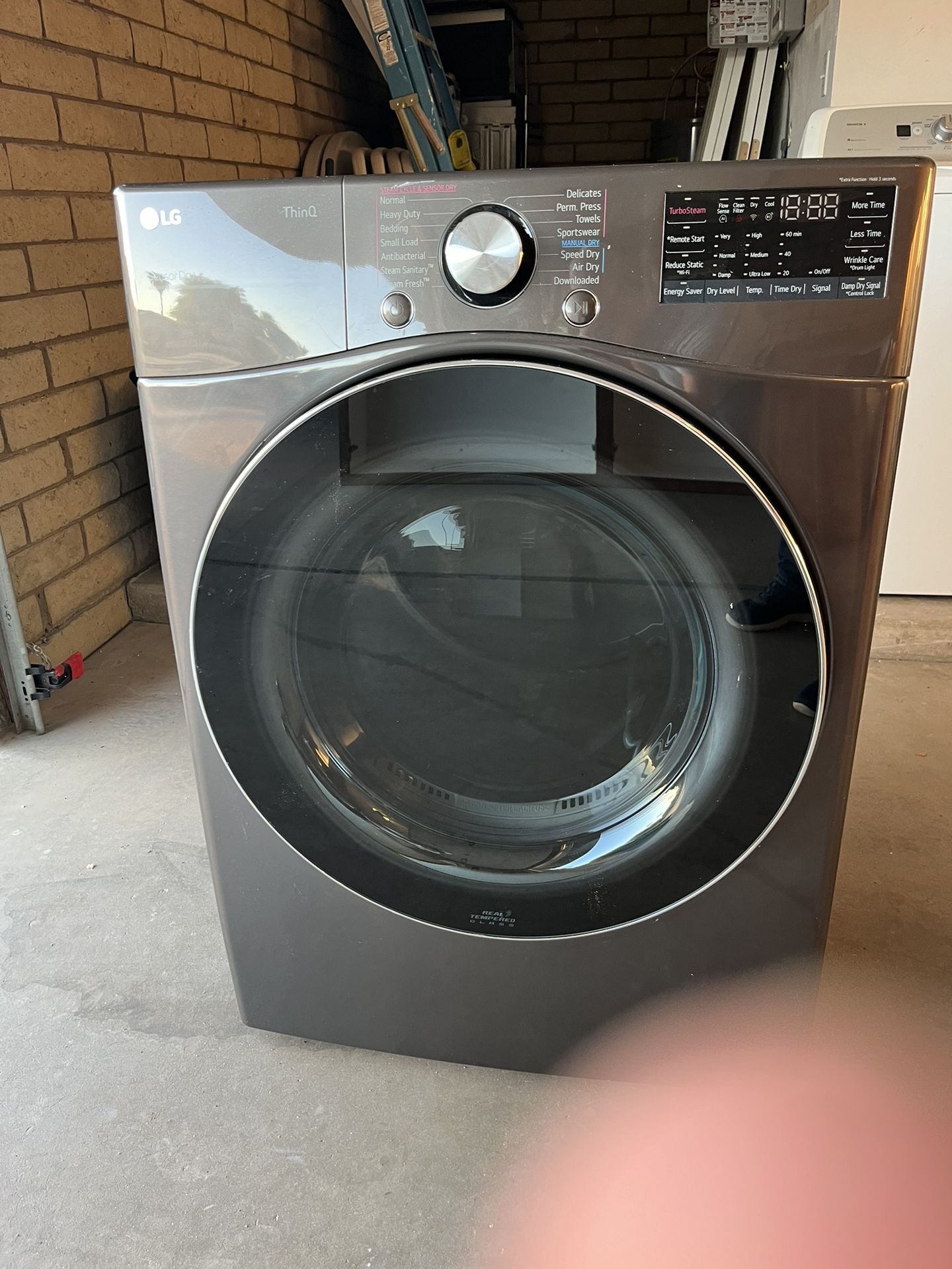 LG Thin Q Gas Dryer
