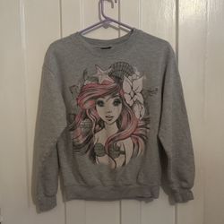 Women’s Sweatshirt Size Xs 